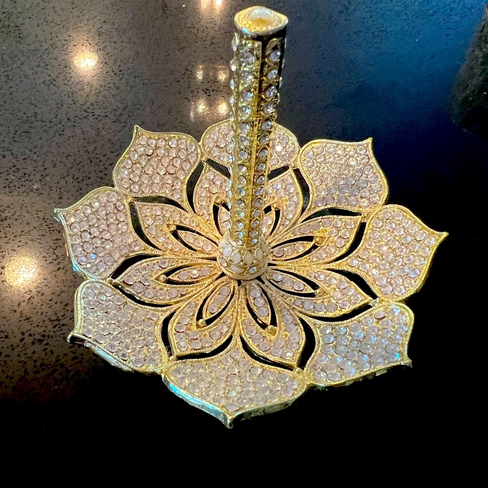 Olivia Riegel Gold Ring Holder
